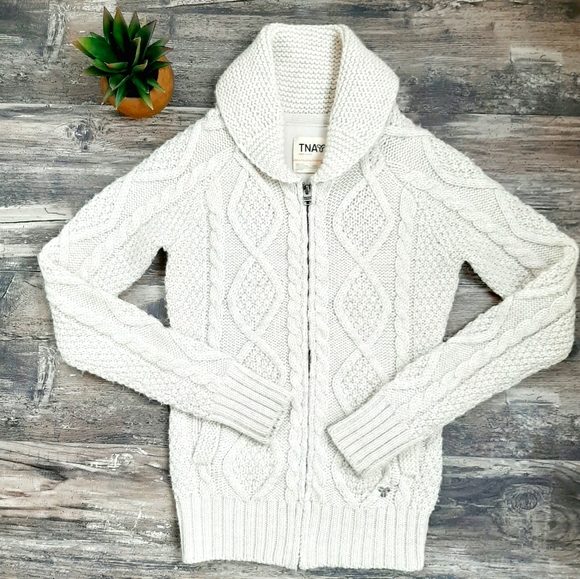 Aritzia Sweaters - Aritzia Tna wool blend cardigan